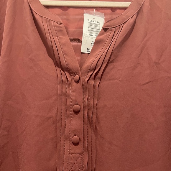 NWT Torrid Long Sleeve Pink Blouse 4X - Picture 3 of 6